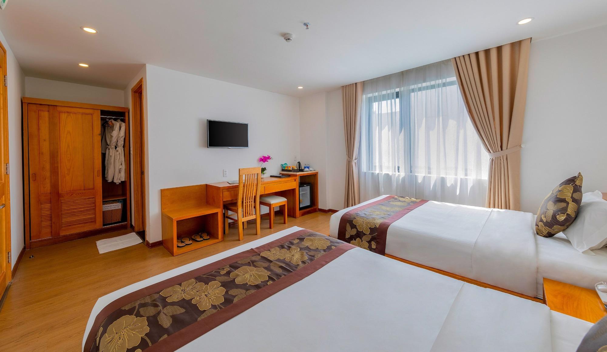 Merry Land Hotel Da Nang Exterior photo