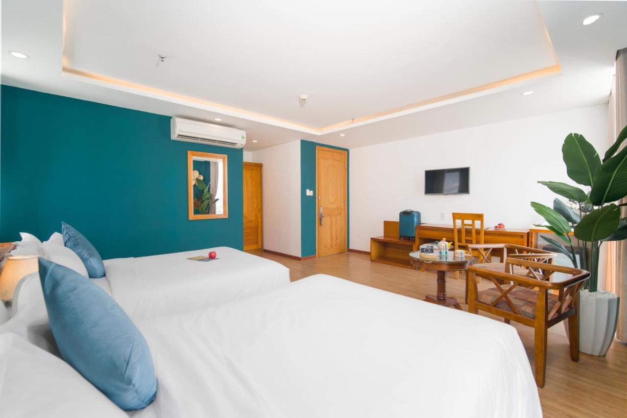 Merry Land Hotel Da Nang Exterior photo