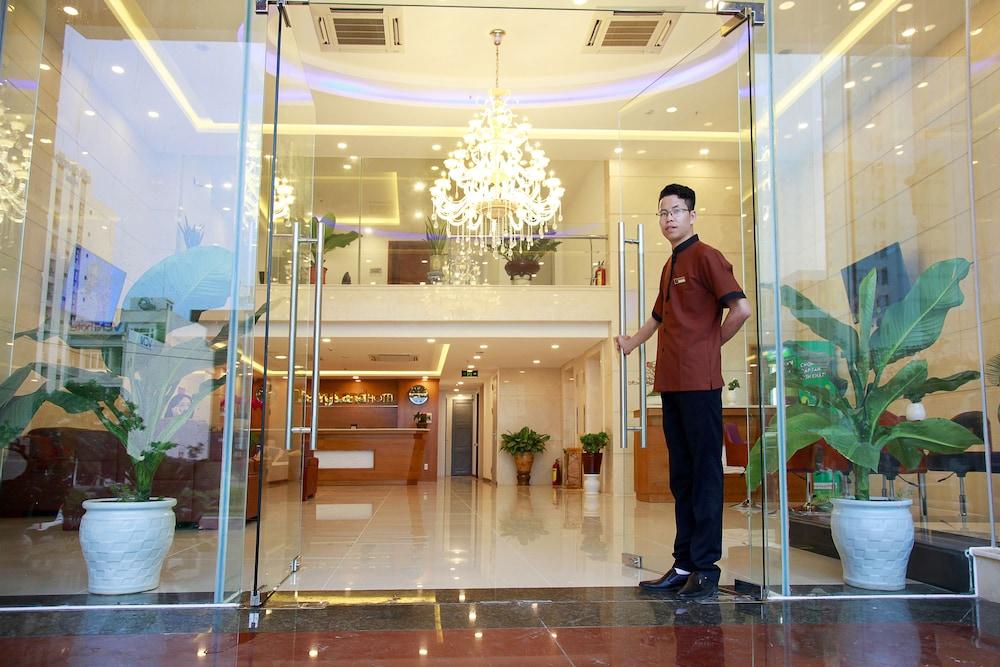 Merry Land Hotel Da Nang Exterior photo